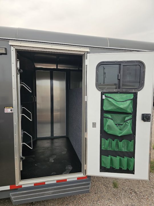 New 2027 Maverick 3 Horse Gooseneck Horse Trailer