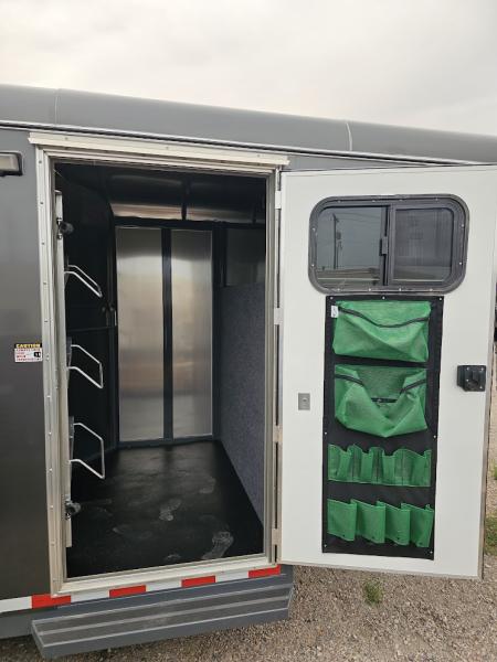 New 2027 Maverick 3 Horse Gooseneck Horse Trailer