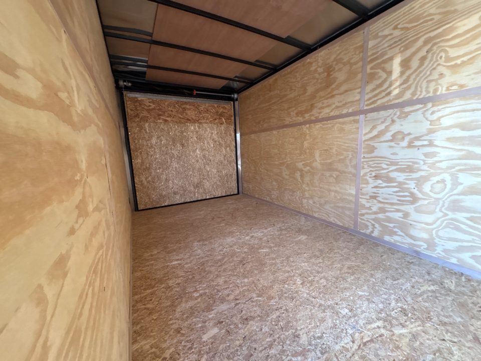 2027 Interstate Trailers 16FT photo 4