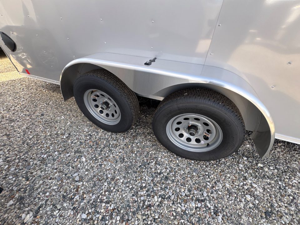 2027 Interstate Trailers 16FT photo 5
