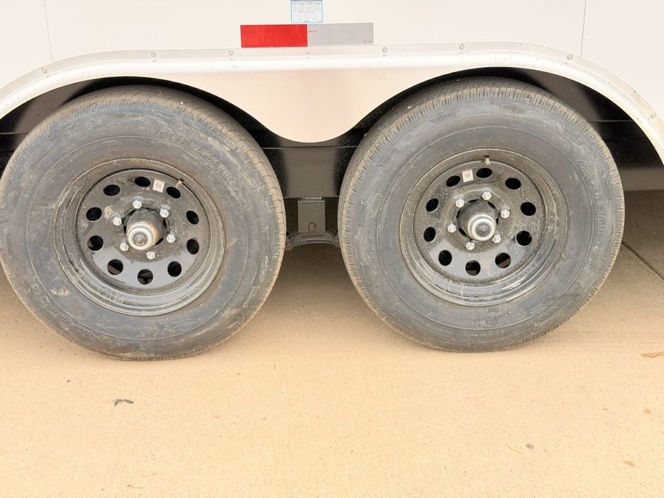 New 2027 Royal Cargo Trailers 8-16-1.5V Enclosed 10K GVWR