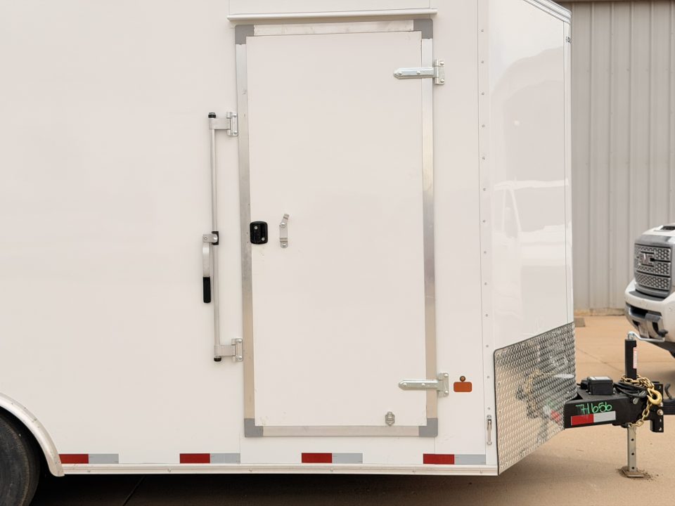 New 2027 Royal Cargo Trailers 8-16-1.5V Enclosed 10K GVWR