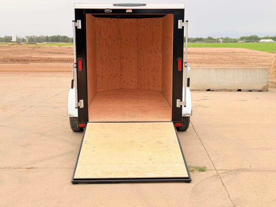 New 2027 Royal Cargo Trailers 5-10-1.5V Enclosed 2.9K GVWR