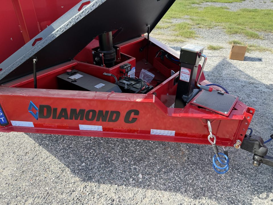 New 2027 Diamond C LPT207 TELESCOPIC DUMP TRAILER 14’X82”; 32”SIDES; SIMOL 15K 2-SPEED DROP LEG JACK; LONG ARM HEAVY DUTY TARP