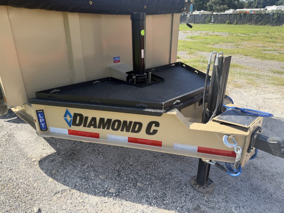 New 2027 Diamond C LPT210 Dump Trailer;ABS BRAKES; WIRELESS REMOTE ; 32” SIDES; 7 GAUGE WALLS AND FLOOR; PACESETTER EDITION; HYDRAULIC JACK