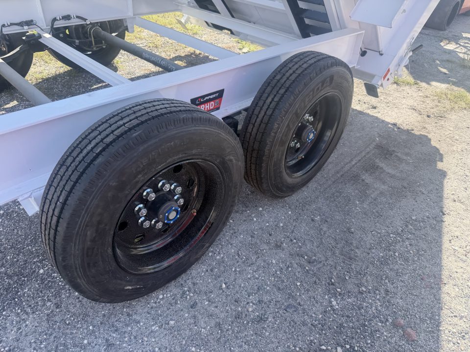 New 2027 Diamond C LPT208 Dump Trailer; 14X81; ABS BRAKES; 32’ TALL SIDES;WIRELESS REMOTE;SOLAR CHARGER; HYDRAULIC JACK; 18 PLY TIRES