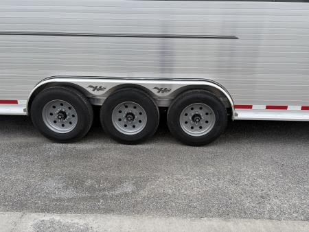 New 2027 Hillsboro Endura 7.5 x 32ft Livestock Trailer Triple 8k axles