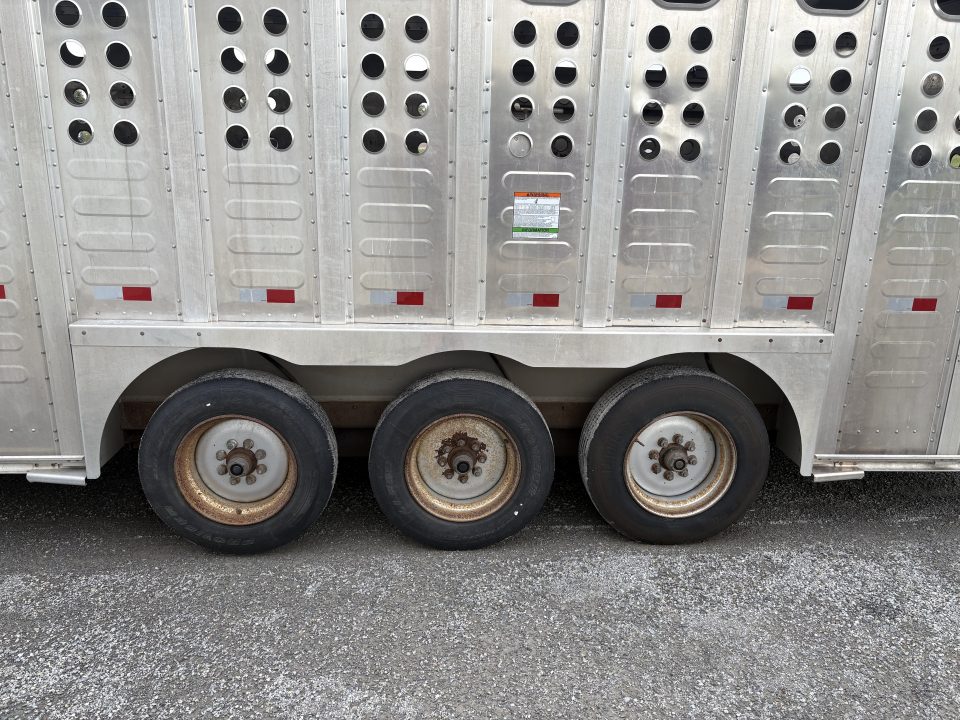 Used 2025 Merritt 32ft Cattle Livestock Trailer