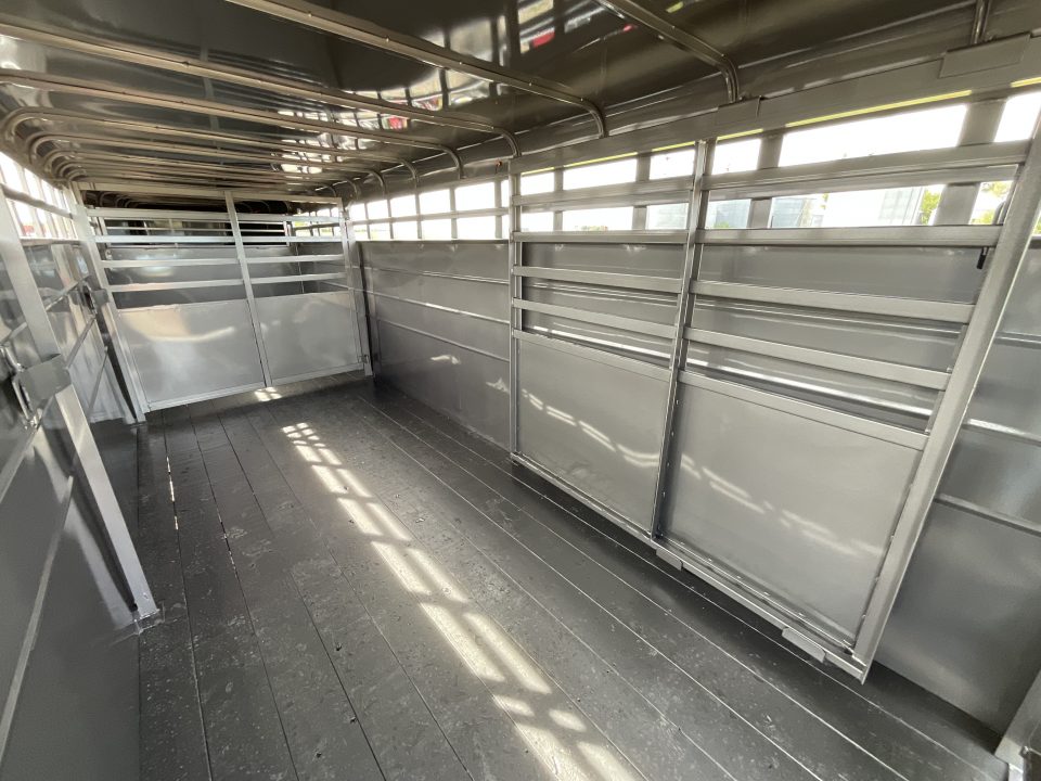 New 2027 S&S Manufacturing 24FT GN LIVESTOCK Stock / Stock Combo Trailer