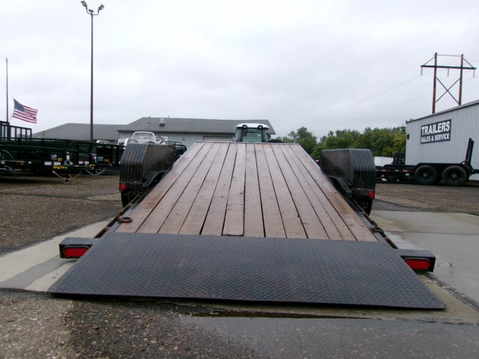 Used 2024 PJ Trailers Equipment Trailer