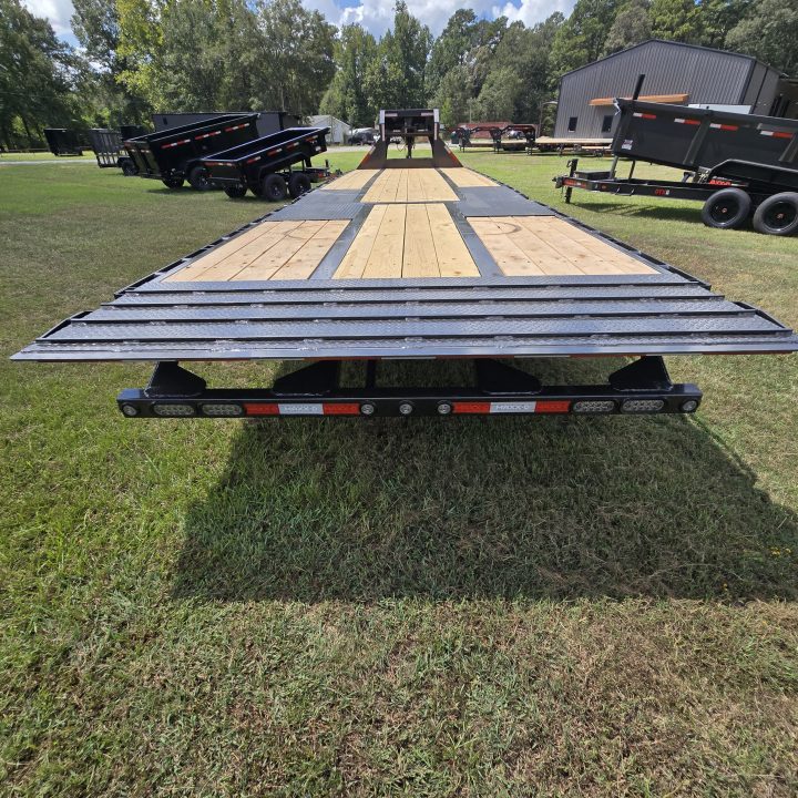 New 2027 MAXX-D YDB Equipment Trailer