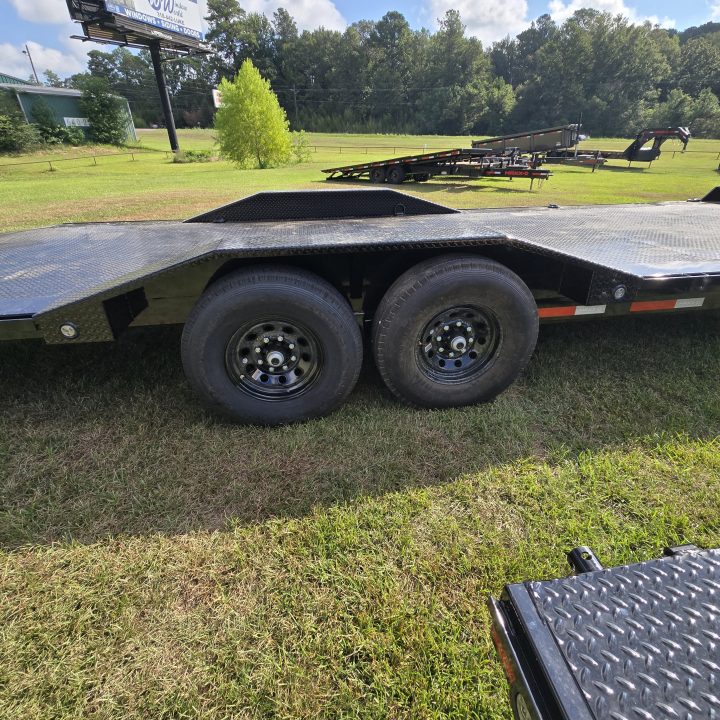 New 2027 MAXX-D 24' H6X Car Hauler