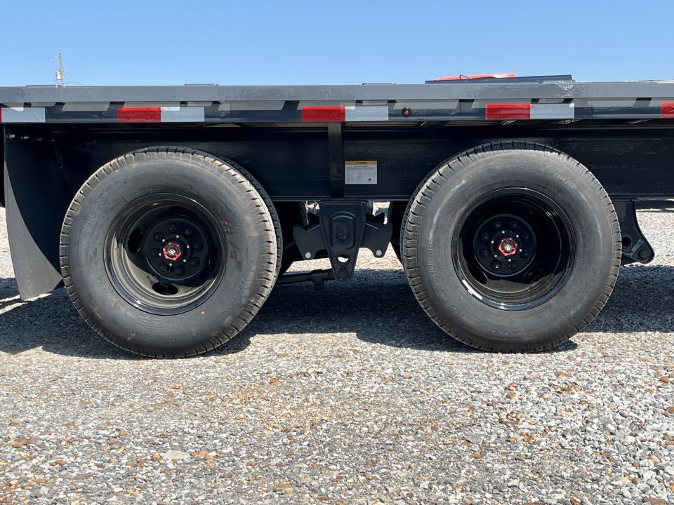 New 2027 Lamar Gooseneck Trailer | 102" x 25' | 20K GVWR