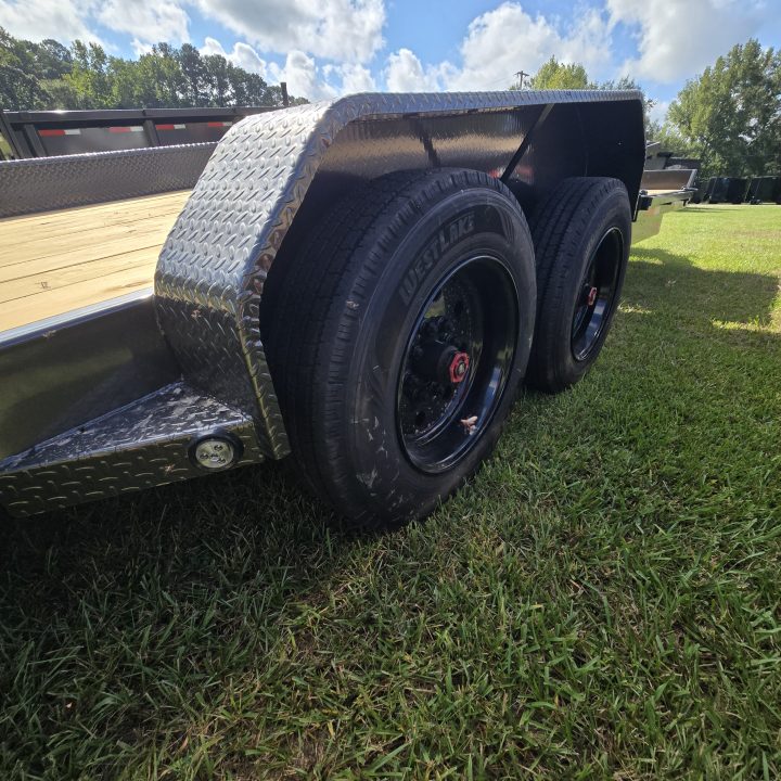 New 2027 MAXX-D 22' G8B GRAVITY EQUIPMENT TILT