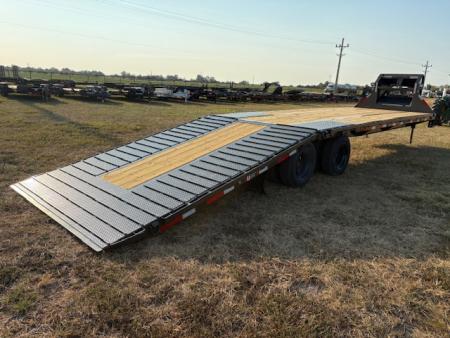 New 2027 MAXX-D 102x34 Tandem 25.9K Hydrotail W/12' Dovetail & Wireless Remote