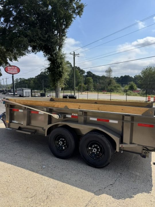 New 2027 Diamond C 82x14' Dump, 2' Sides, 3-Way Gate, Ramps LPT207