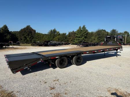 New 2027 MAXX-D 102X30 25K GOOSENECK W / MAX RAMPS & HYDRO JACKS