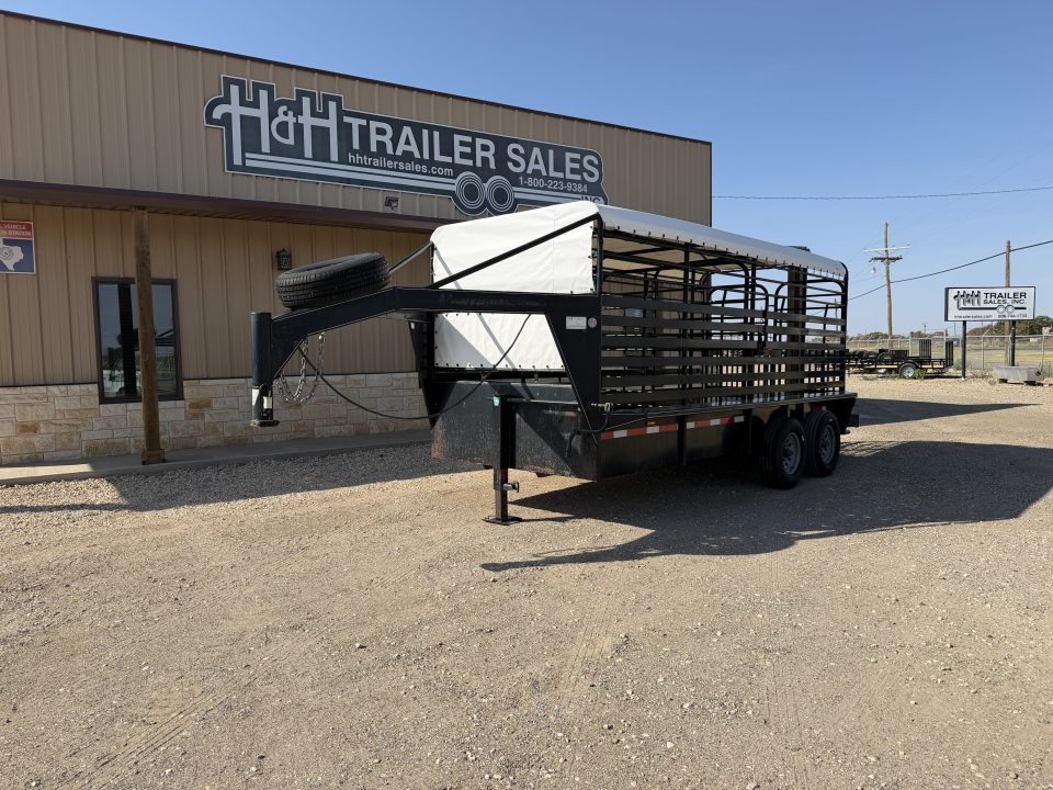Used 2003 CM Trailers LIVESTOCK Stock / Stock Combo Trailer
