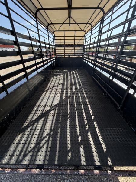Used 2003 CM Trailers LIVESTOCK Stock / Stock Combo Trailer