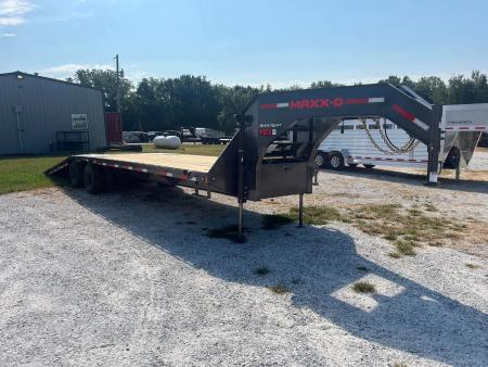 New 2027 MAXX-D 102 X 32 YDX TANDEM DUAL GN HYDROTAIL W/ STEEL RUNNERS/ HYDRO JACKS/ TORQUE TUBE