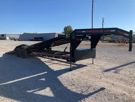 New 2027 MAXX-D 102x28 TANDEM 18K GN TILT W/ HYDROJACKS, DRIVE OVER FENDERS & WIRELESS REMOTE Tilt Trailer