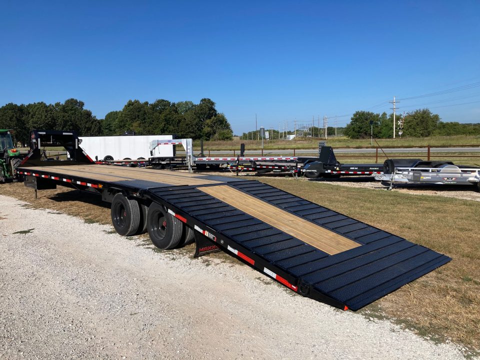 New 2027 MAXX-D 102X36 TANDEM 25.9K GN HYDROTAIL W/ STEEL RUNNERS, HYDROJACKS, LOAD LIGHTS & WIRELESS REMOTE Flatbed Trailer