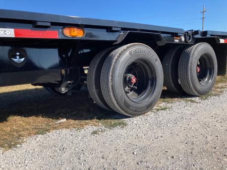 New 2027 MAXX-D 102X36 TANDEM 25.9K GN HYDROTAIL W/ STEEL RUNNERS, HYDROJACKS, LOAD LIGHTS & WIRELESS REMOTE Flatbed Trailer