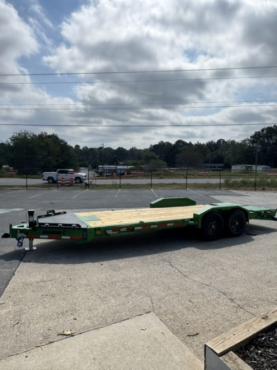 New 2027 Diamond C 82x20' Equipment, 36" Dove, Max Ramps LPX207