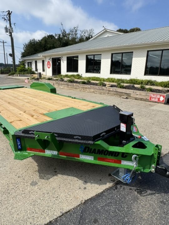 New 2027 Diamond C 82x20' Equipment, 36" Dove, Max Ramps LPX207