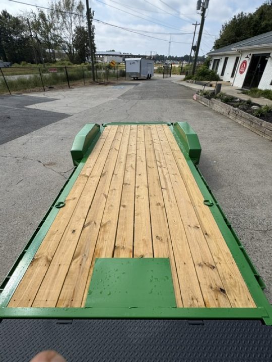 New 2027 Diamond C 82x20' Equipment, 36" Dove, Max Ramps LPX207