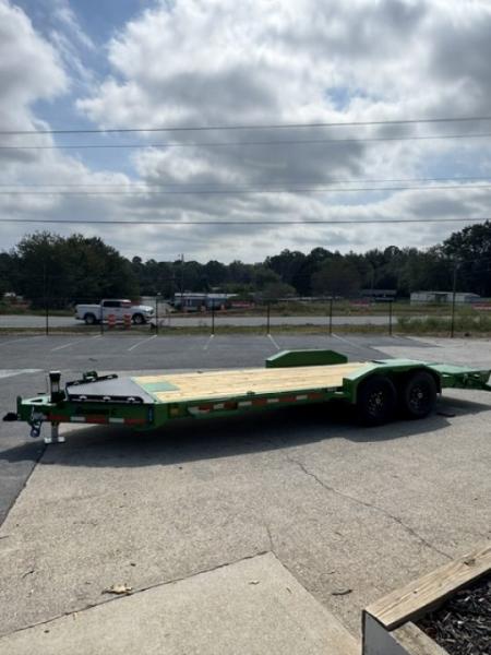 New 2027 Diamond C 82x20' Equipment, 36" Dove, Max Ramps LPX207