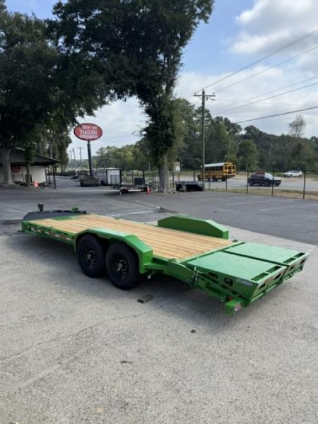 New 2027 Diamond C 82x20' Equipment, 36" Dove, Max Ramps LPX207