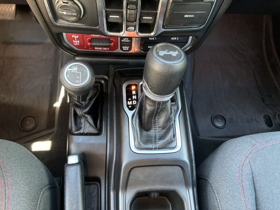 Used 2025 Jeep Wrangler Rubicon SUV