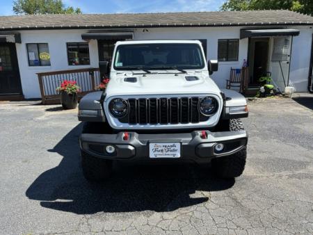 Used 2025 Jeep Wrangler Rubicon SUV