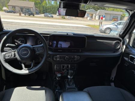 Used 2025 Jeep Wrangler Rubicon SUV