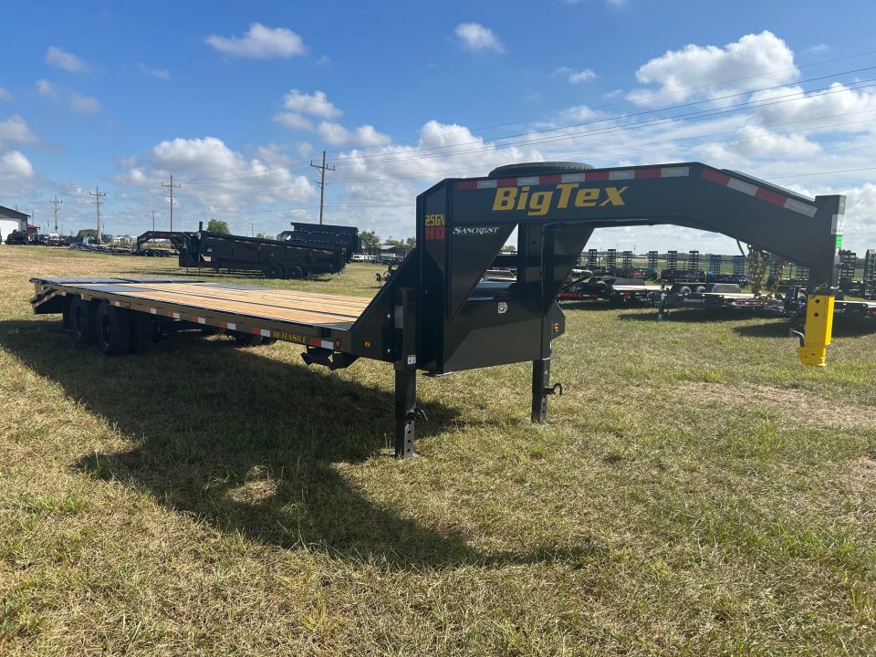 New 2027 Big Tex 102x30 Tandem 25.9K GN Flatbed w/ Mega Ramps, 2-Speed Jacks, & Load Lights