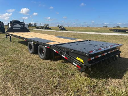 New 2027 Big Tex 102x30 Tandem 25.9K GN Flatbed w/ Mega Ramps, 2-Speed Jacks, & Load Lights