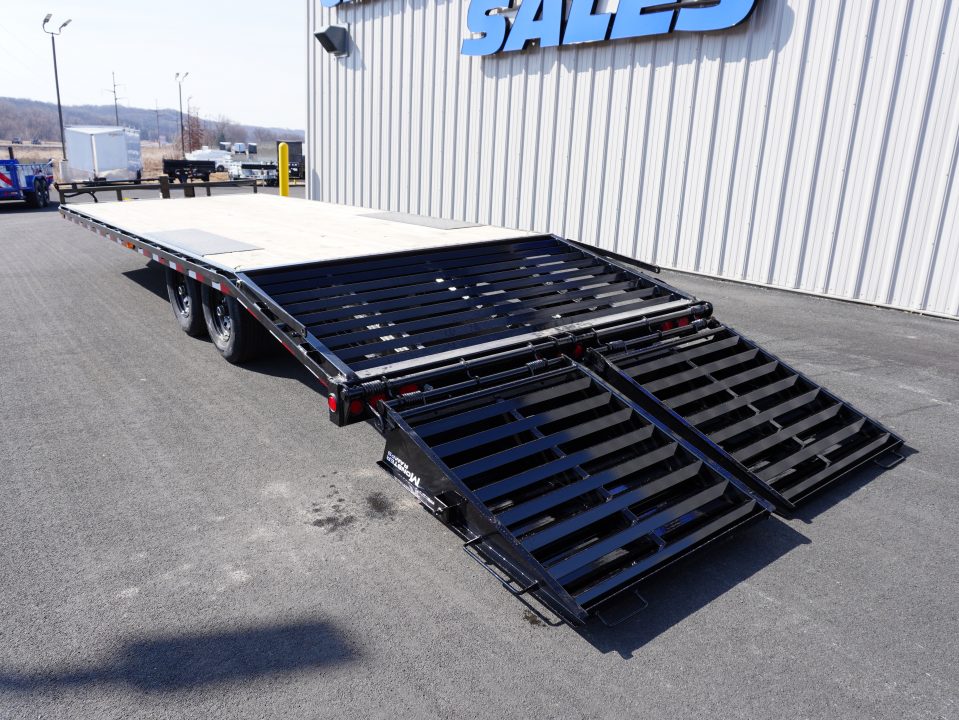 New 2027 PJ Trailers F8 24ft Deckover Trailer