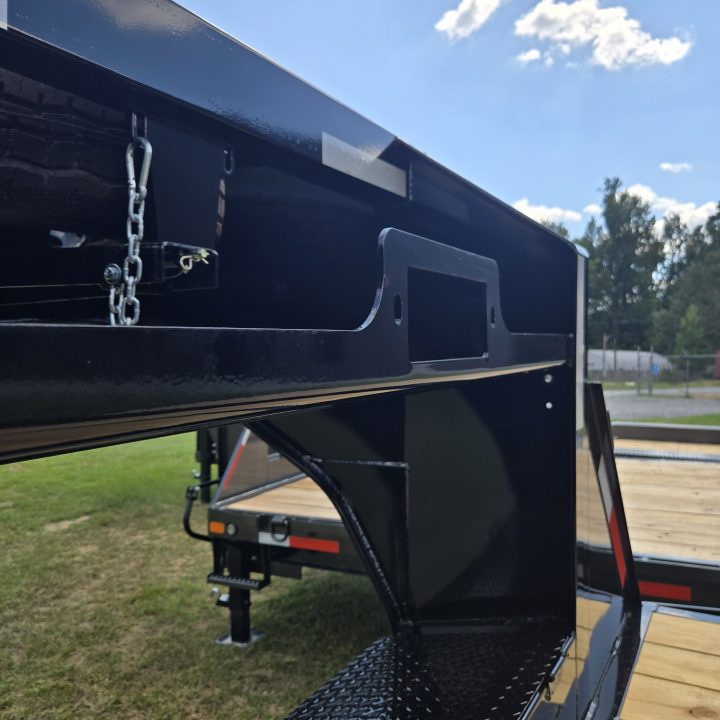 New 2027 MAXX-D 30' LDX Equipment Trailer