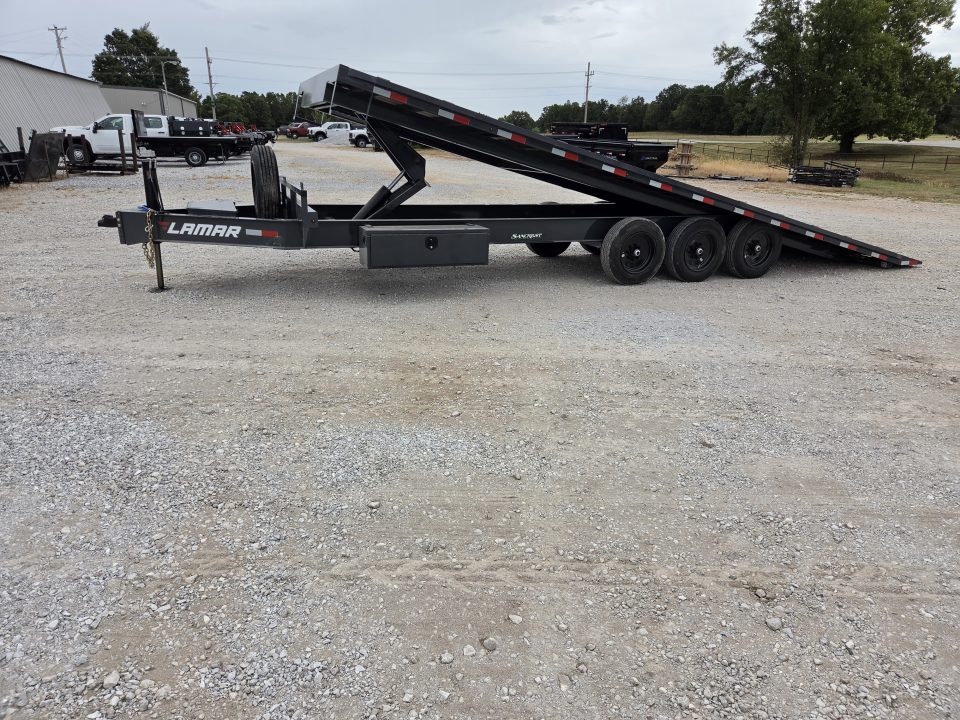 New 2027 Lamar 102X26 TRIPLE 21K DECKOVER POWER TILT W/HYDROJACK & 17.5" TIRES