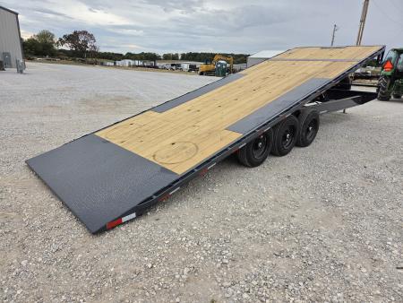 New 2027 Lamar 102X26 TRIPLE 21K DECKOVER POWER TILT W/HYDROJACK & 17.5" TIRES