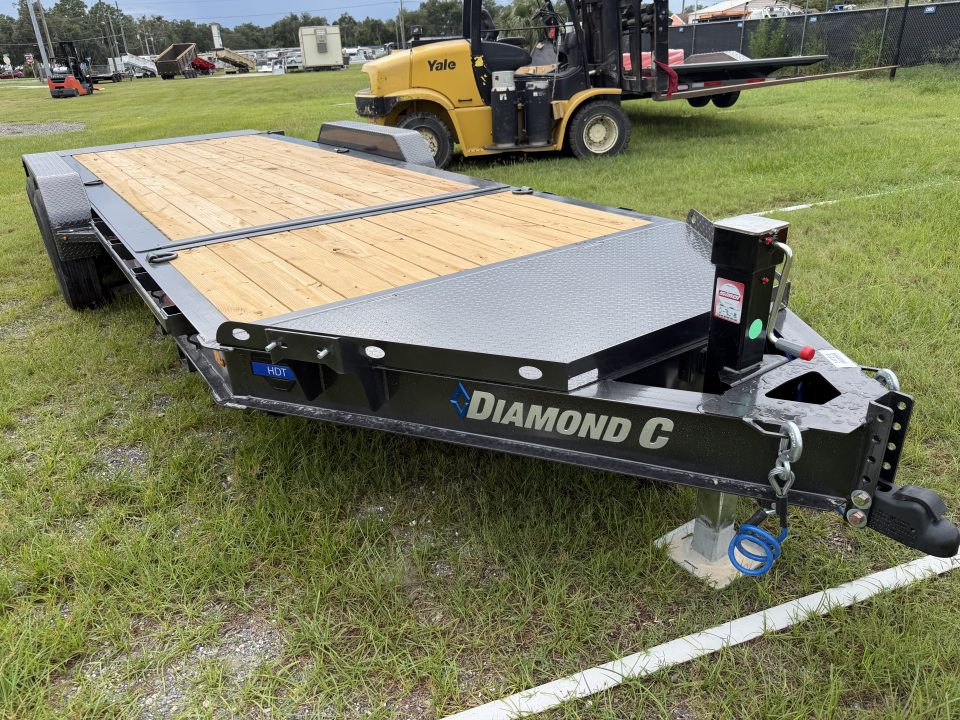 New 2027 Diamond C Hdt207 Tilt Trailer 82”x20’ 2 speed 15k drop leg jack 14 ply tires & fork holders