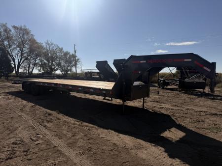 New 2027 MAXX-D 8.5-36 Tandem Dual Deckover Gooseneck Equipment Hauler W/ Hydraulic Dove Tail 30K GVWR