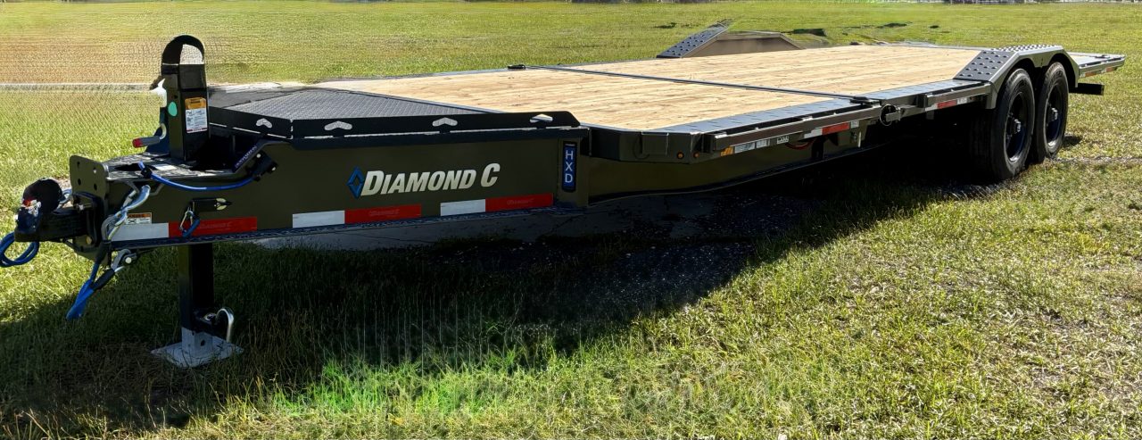New 2027 Diamond C HXD210 DRIVE OVER FENDER TILT TRAILER 102”X24 , 15K 2 SPEED JACK