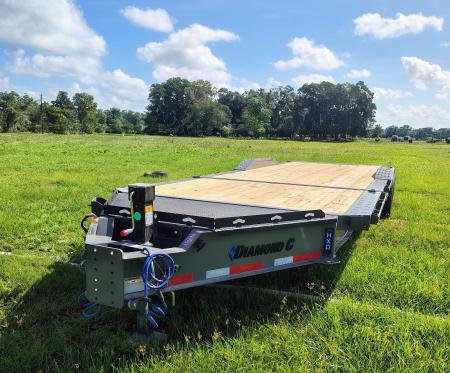 New 2027 DIAMOND C HXD208 24X102 TILT TRAILER WITH DRIVE OVER FENDERS; 6 FOOT STATIONARY DECK 18 FOOT TILT;18 PLY TIRES;2 SPEED SIMOL DROP LEG JACK