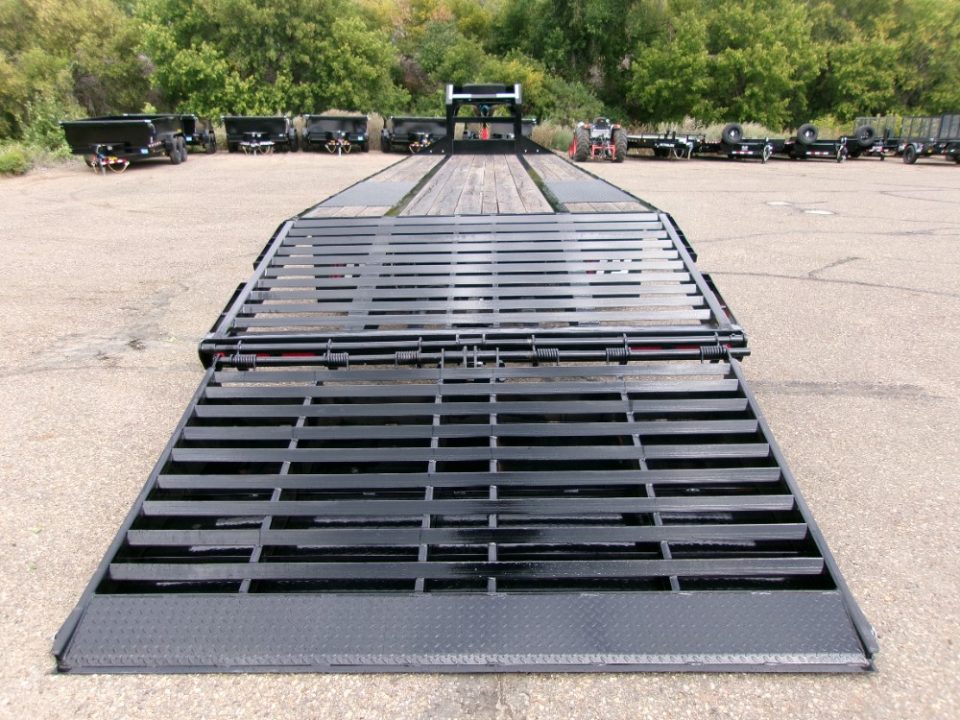Used 2026 PJ Trailers LDQ32D2BSZK=BYSC-JA06 Flatbed Trailer