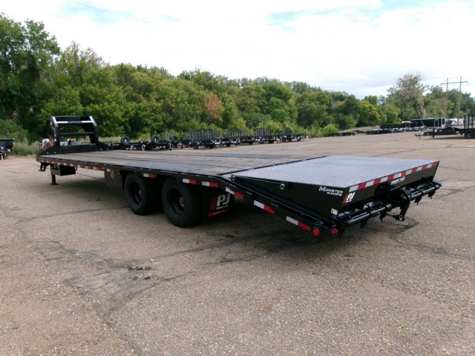 Used 2026 PJ Trailers LDQ32D2BSZK=BYSC-JA06 Flatbed Trailer