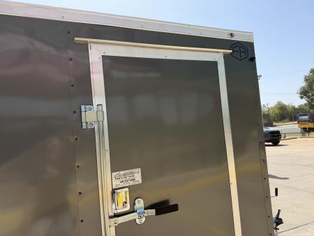 New #098218 2027 FOREST RIVER SA 6 X 12 SINGLE AXLE 3K ENCLOSED W/ REAR RAMP DOOR