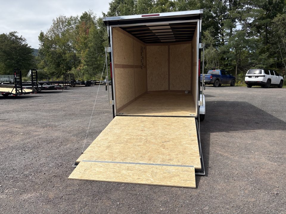 2027 Haulmark photo 5
