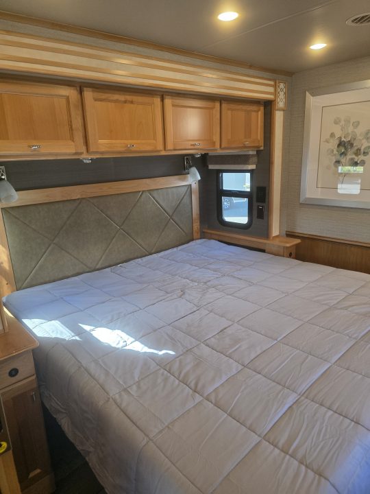 Used 2021 Tiffin Motorhomes Tiffin Allegro red 340 38ll Class A